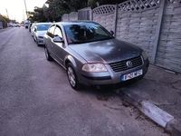 Second-hand VW Passat 131 CP (96 kW) 2004 Gri Break
