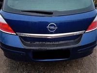 Second-hand Opel Astra 105 CP (77 kW) 2004 Albastru Berlinǎ
