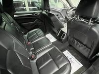 Second-hand Porsche Cayenne 245 CP (180 kW) 2012 Maro SUV