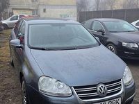 Second-hand VW Jetta Comfortline 102 CP (75 kW) 2008 Culoaregri Berlinǎ