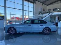 Second-hand BMW 740 Shadowline 299 CP (219 kW) 2024 Brooklyn grey metallic metalizat Berlinǎ