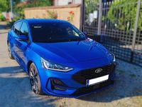 Second-hand Ford Focus ST-Line X 155 CP (114 kW) 2022 Culoarealbastru Hatchback