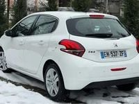 Second-hand Peugeot 208 Allure 100 CP (73 kW) 2017 Hatchback