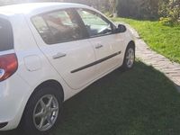 second-hand Renault Clio 1.5dci consum foarte mic an 2010