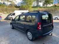 second-hand Dacia Logan MCV Euro 5. an 2012 .Laureate