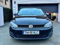 Second-hand VW Golf VII Trendline 85 CP (62 kW) 2016 Culoarenegru Hatchback