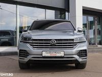 Second-hand VW Touareg Elegance 286 CP (210 kW) 2022 Culoaregri SUV