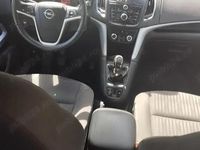 Second-hand Opel Zafira Tourer 136 CP (100 kW) 2014 Monovolum