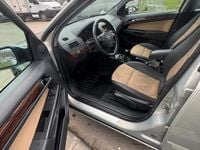 Second-hand Opel Astra Cosmo 100 CP (73 kW) 2008 Culoarebej Berlinǎ