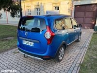 Second-hand Dacia Lodgy Stepway 115 CP (84 kW) 2016 Culoarealbastru Monovolum