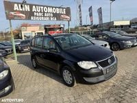 Second-hand VW Touran Comfortline 140 CP (102 kW) 2009 Culoarenegru Monovolum