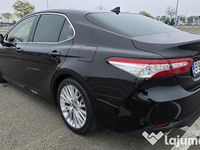 Second-hand Toyota Camry 218 CP (160 kW) 2020 Negru Berlinǎ