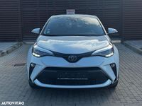 Second-hand Toyota C-HR Style 184 CP (135 kW) 2022 Culoarealb SUV