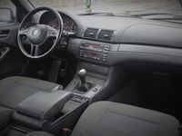 Second-hand BMW 320 Sport Line 150 CP (110 kW) 2003 Argintiu Berlinǎ