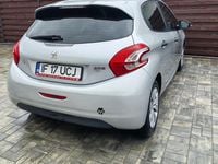 Second-hand Peugeot 208 Active 68 CP (50 kW) 2014 Culoareargint Hatchback