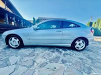 Second-hand Mercedes 220 115 CP (84 kW) 2005 Coupe