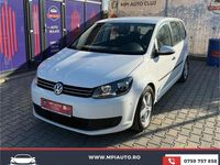 Second-hand VW Touran Comfortline 105 CP (77 kW) 2011 Culoarealb Monovolum