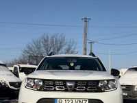 Second-hand Dacia Duster 115 CP (84 kW) 2019 Culoarealb SUV
