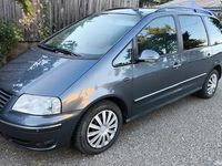 Second-hand VW Sharan 140 CP (102 kW) 2008 Gri Monovolum