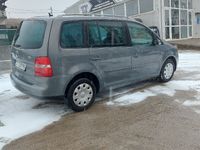 second-hand VW Touran an 2006, 1.9 tdi = rate cu buletinul