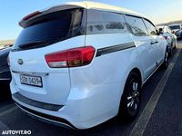 Second-hand Kia Carnival 185 CP (136 kW) 2016 Culoarealb Monovolum
