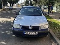 Second-hand VW Bora 105 CP (77 kW) 2001 Albastru Berlinǎ