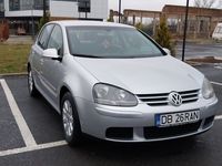 second-hand VW Golf V 1.6 Benzină