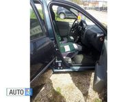 Second-hand Dacia Logan Lauréate 75 CP (55 kW) 2005 Verde Berlinǎ