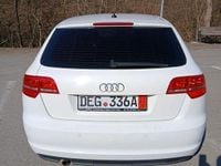 Second-hand Audi A3 S-Line 140 CP (102 kW) 2012 Culoarealb Hatchback