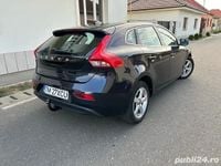 Second-hand Volvo V40 120 CP (88 kW) 2016 Albastru Break
