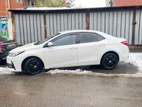 Second-hand Toyota Corolla Luna 90 CP (66 kW) 2015 Culoarealb Berlinǎ