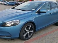 second-hand Volvo V40 D2