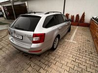 second-hand Skoda Octavia Combi 1.6 TDI Ambiente DSG