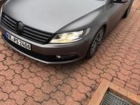 Second-hand VW Passat 140 CP (102 kW) 2012 Culoaremaro Berlinǎ