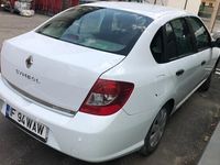 Second-hand Renault Symbol II 75 CP (55 kW) 2011 Alb Berlinǎ