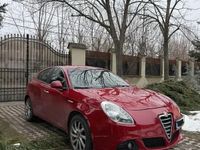 Second-hand Alfa Romeo Giulietta 172 CP (126 kW) 2012 Rosu Hatchback