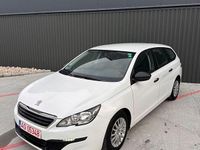 Second-hand Peugeot 308 Allure 120 CP (88 kW) 2015 Culoarealb Break