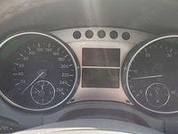 Second-hand Mercedes 320 232 CP (170 kW) 2006 Albastru Hatchback