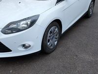 second-hand Ford Focus 2.0 TDCi DPF Powershift Titanium