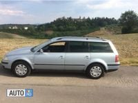 Second-hand VW Passat 131 CP (96 kW) 2001 Albastru Break