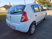 Second-hand Dacia Sandero 90 CP (66 kW) 2012 Alb Hatchback