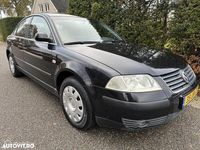 Second-hand VW Passat Comfortline 102 CP (75 kW) 2002 Culoarenegru Berlinǎ