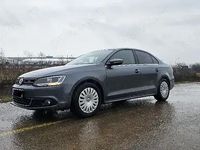 Second-hand VW Jetta Highline 105 CP (77 kW) 2012 Berlinǎ