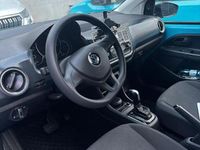 Second-hand VW e-up! 60 kW (82 CP) 2021 Culoarealbastru Hatchback