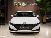 Second-hand Hyundai Elantra 123 CP (90 kW) 2022 Culoarealb Berlinǎ