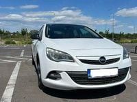Second-hand Opel Astra 165 CP (121 kW) 2012 Alb Hatchback