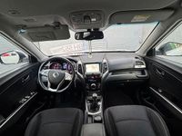 Second-hand Ssangyong (KGM) Tivoli 115 CP (84 kW) 2017 Culoarealb SUV