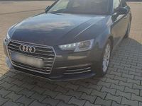 Second-hand Audi A4 Ambition 150 CP (110 kW) 2016 Culoaregri Berlinǎ
