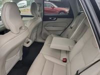 second-hand Volvo XC60 B4 MHEV Inscription