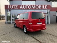 Second-hand VW Multivan 172 CP (126 kW) 2004 Roșu Van